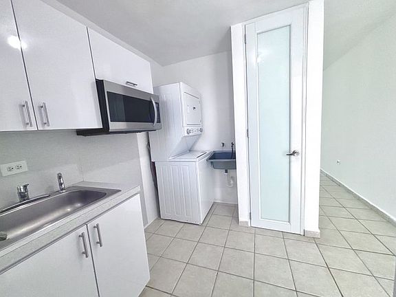 3rd image of Cond Chalets De Las Palmas APT B-203