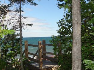 2471 Seven Mile Point Rd, Allouez, MI 49805