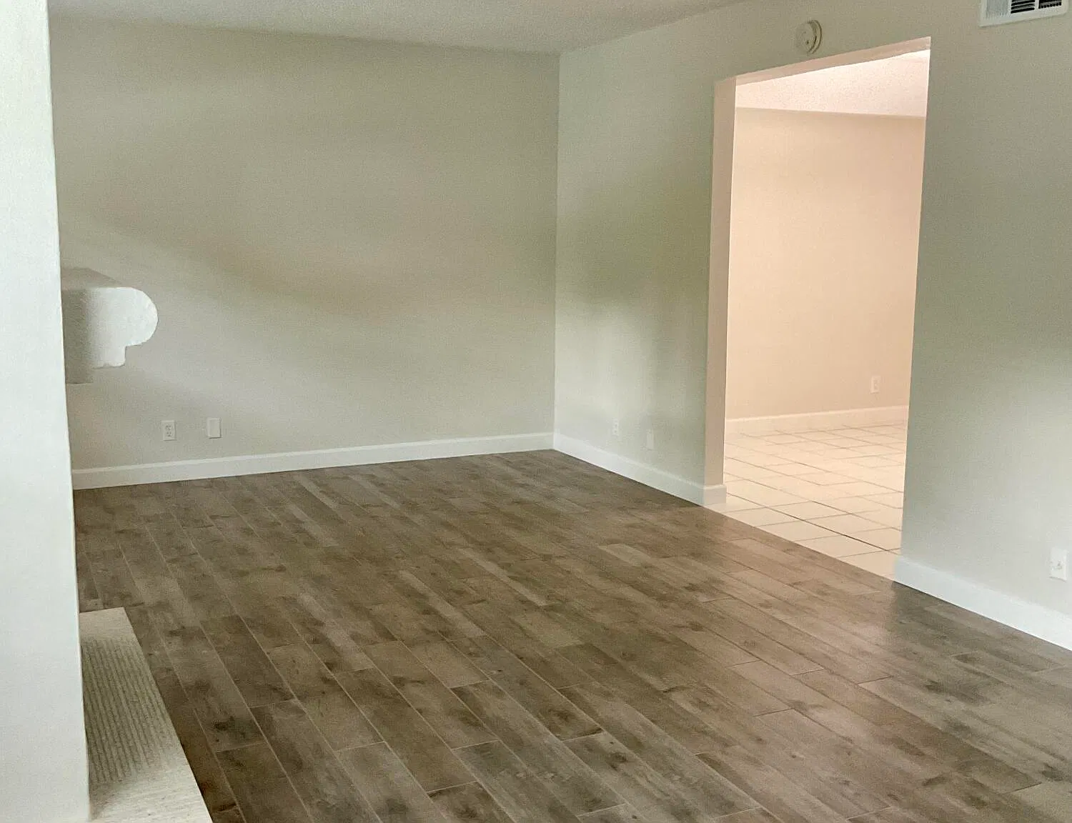 3 bed, 2.5 bath, 2196 sqft, $5,950 — Photo 3