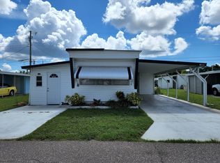 10457 1st St N #E, Saint Petersburg, FL 33716