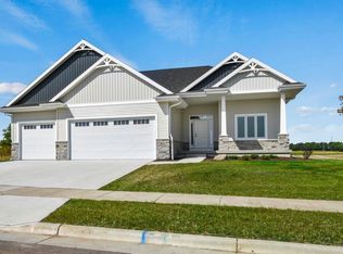 3007 Wellington Pl, Cottage Grove, WI 53527