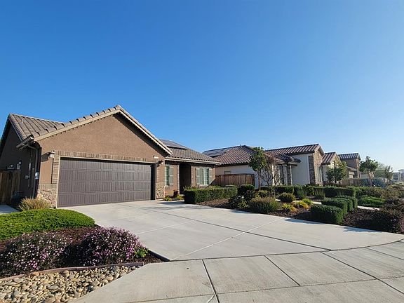 4th image of 9304 Four Pines Dr