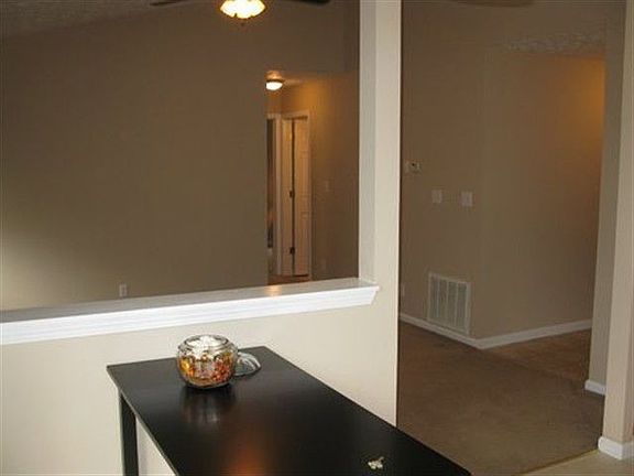 2nd image of 125 Wise Dr
