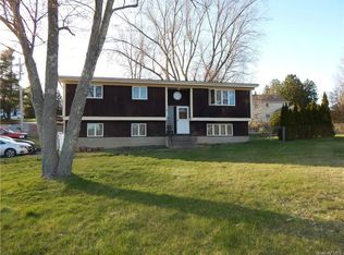 100 Lakes Rd, Monroe, NY 10950