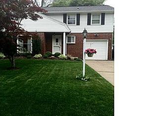 285 Roycroft Blvd, Amherst, NY 14226