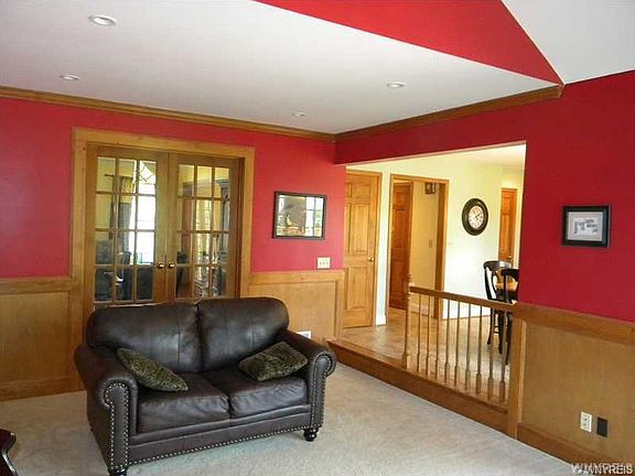 5th image of 6121 Meadow Lakes Dr