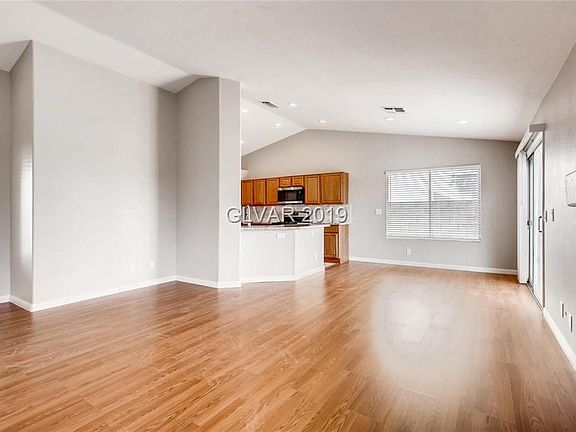 2nd image of 5032 Vista Del Rancho Way