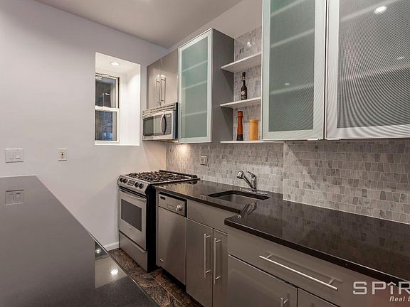 5th image of 66 Madison Ave APT 5H