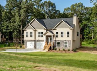 270 Talon Dr SE, Rydal, GA 30171