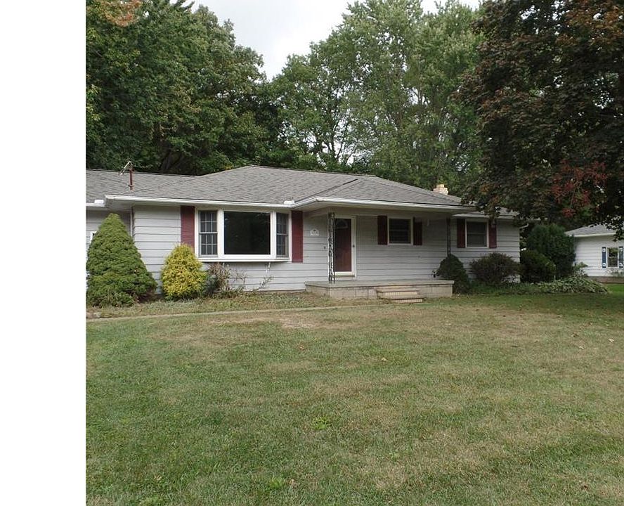 1st image of 42826 Crestlane Dr