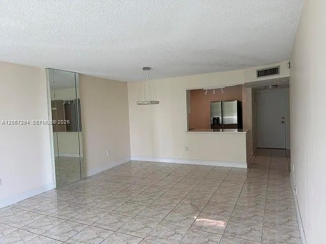 Admirals Port Condo West — Photo 3