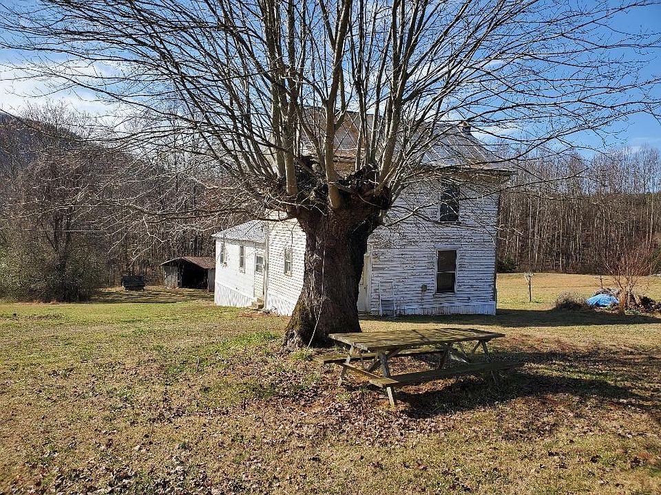 2nd image of 6536 Circle Creek Rd