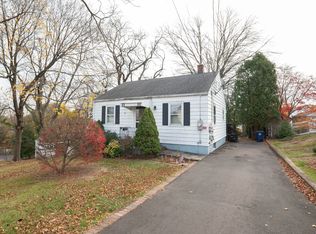 74 Linden St, West Haven, CT 06516