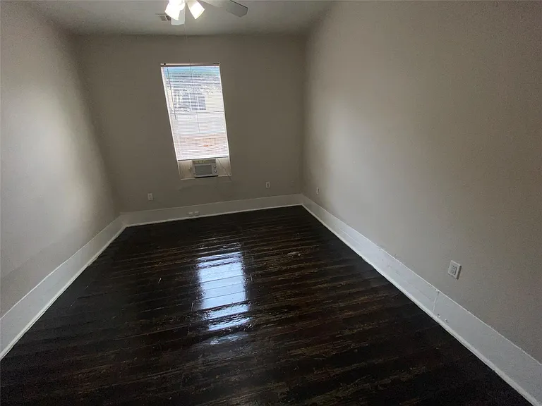 1517 Summer St — Photo 9