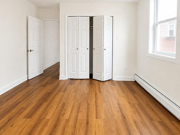 2nd image of 3175 Richmond St Floor 2