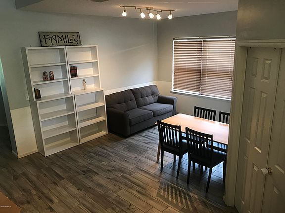 4th image of 6017 Caladesi Ct