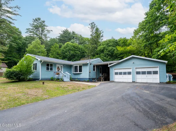 5642 Lake Road, Galway, NY 12074