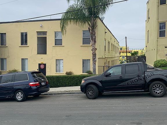 3rd image of 201 N Toluca St APT 3