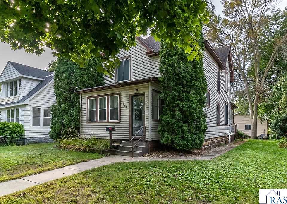 1st image of 541 Nicollet Ave