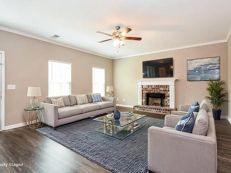 602 Fieldcrest Dr — Photo 4