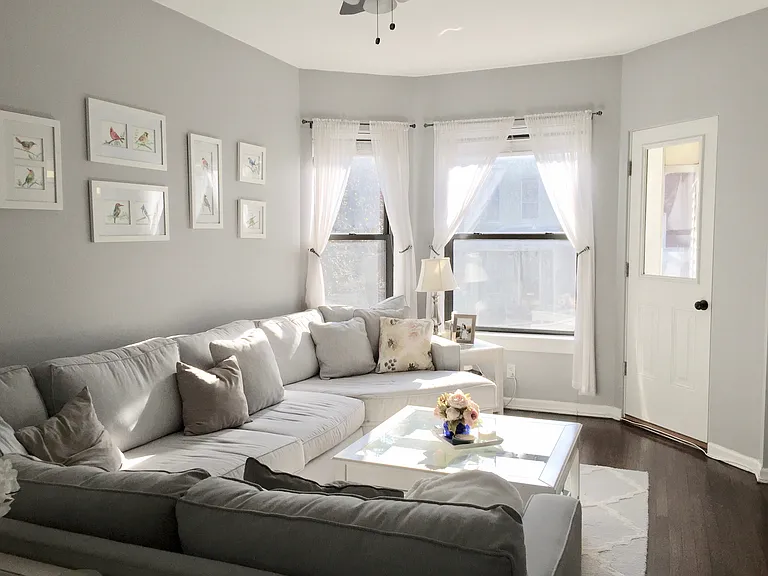 3253 N Kenmore Ave #2 — Photo 8