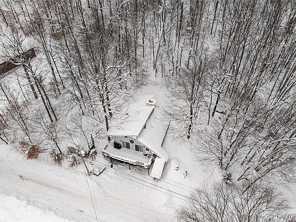 3rd image of 153 Cliff Rd