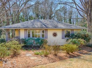 1030 Brookdale Dr, East Pt, GA 30344