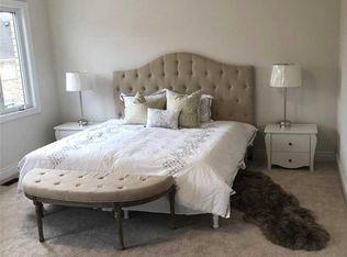 46 Thornapple Ln, Richmond Hill, ON L4E1E7