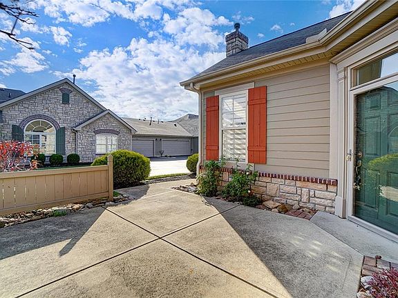 4th image of 1456 Cotswold Ln #1456