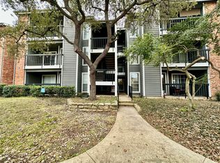 18333 Roehampton Dr APT 313, Dallas, TX 75252