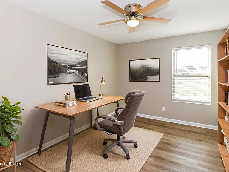 3343 Saddlebrook Dr — Photo 18