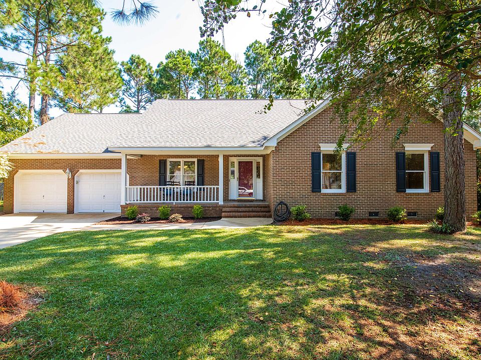 1st image of 7622 Firethorn Dr
