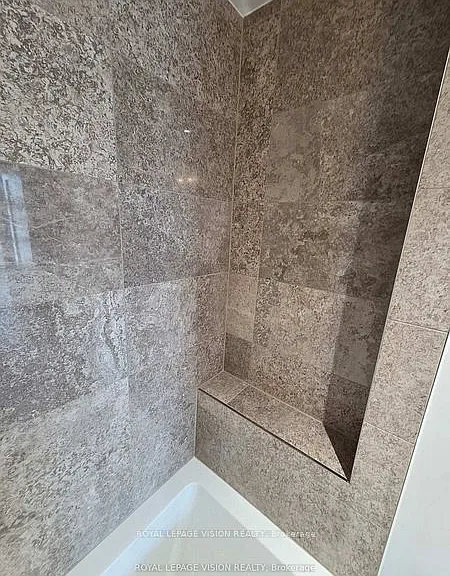 505 Glencairn Ave #216 — Photo 6