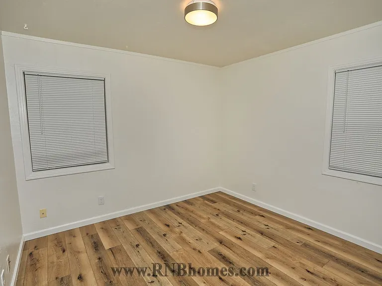 3141 63rd St — Photo 14