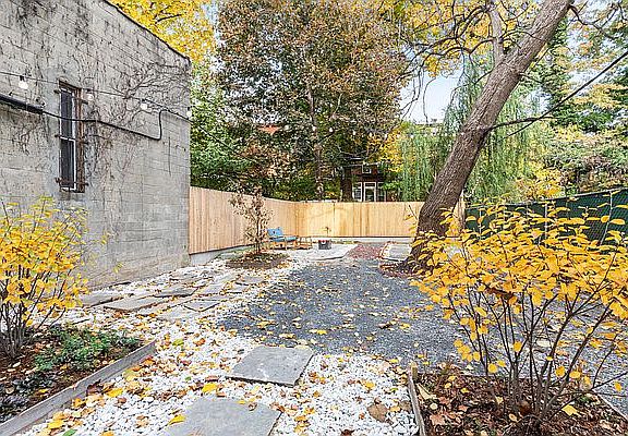 4th image of 1547 Fulton St #1B
