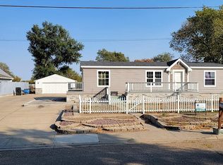 302 Pine St, Glendive, MT 59330