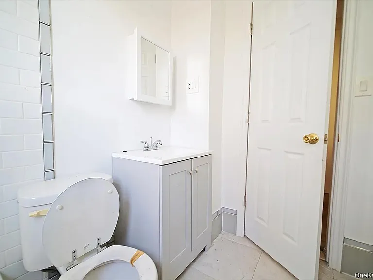 45 Linden St — Photo 5
