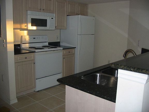 2nd image of 1761 4 Mile Cove Pkwy APT 516