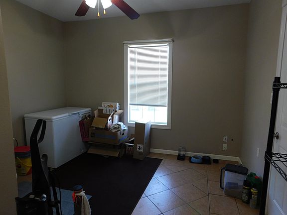 5th image of 215 N Beaver St