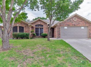 602 Ember Ln, Mansfield, TX 76063