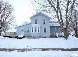 401 N Linn St, Benson, IL 61516