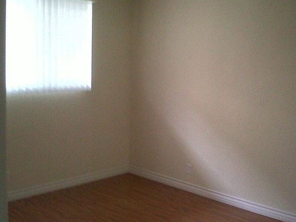 2nd image of 3747 Clarington Ave APT 16