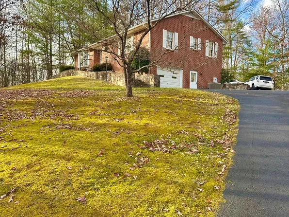 3114 Longdale Furnace Rd, Clifton Forge, VA 24422
