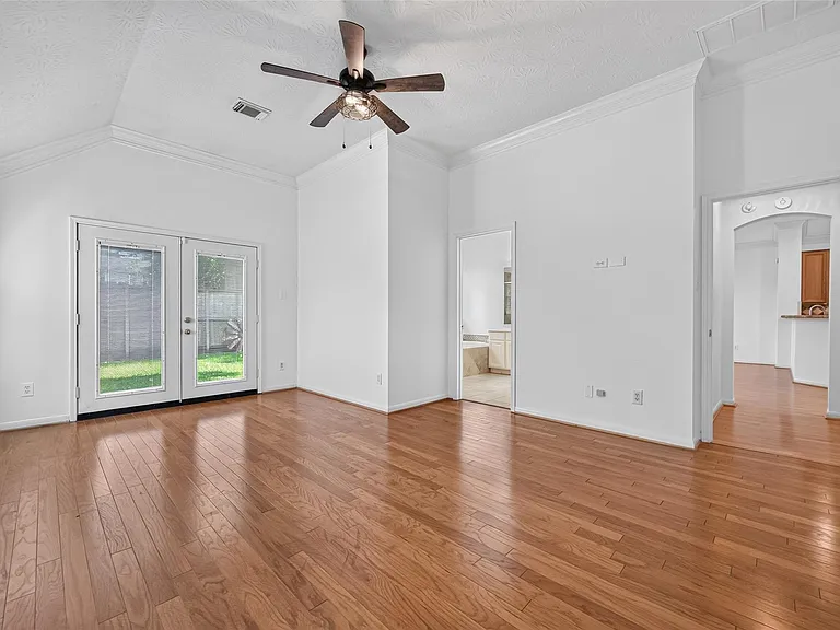 9311 Cantata Ct — Photo 22