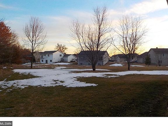 4th image of 4432 232nd Ct NW