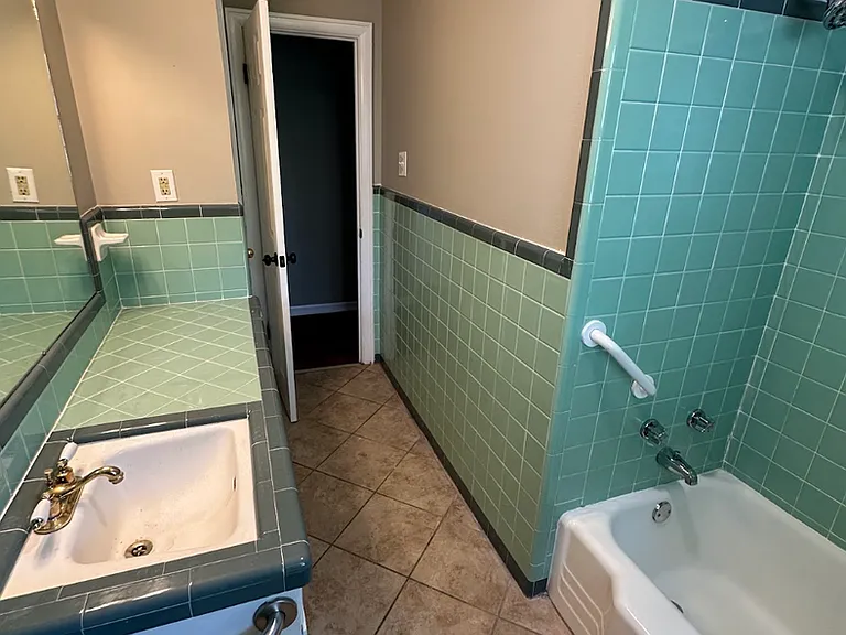 200 Pasadena Ave — Photo 9
