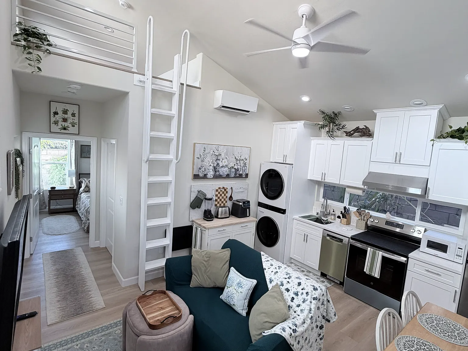 S 3rd St, Fountain Valley — Photo 1