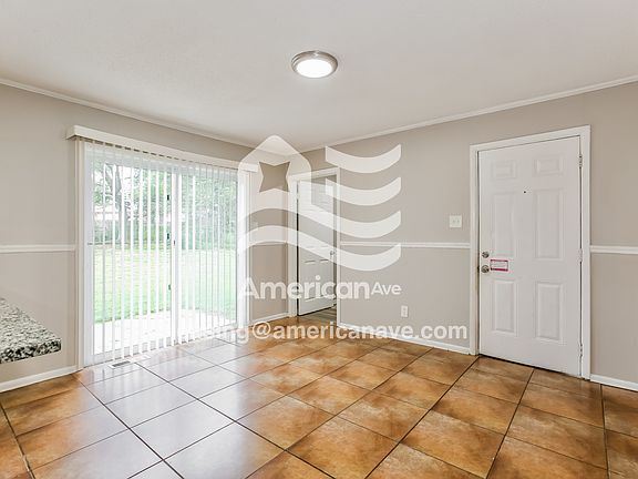 5-Dining Room