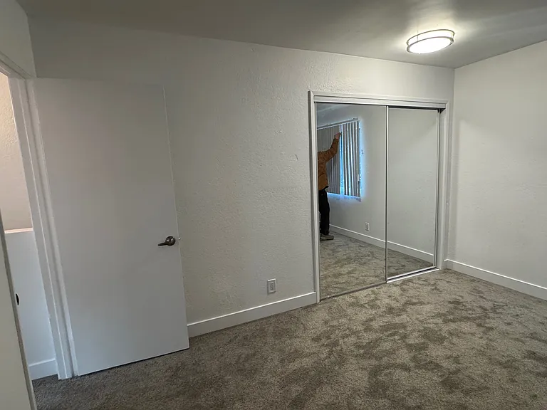 410 S Curtis Ave #5 — Photo 7