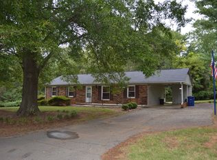 2101 Nettlebrook Dr, Winston Salem, NC 27106